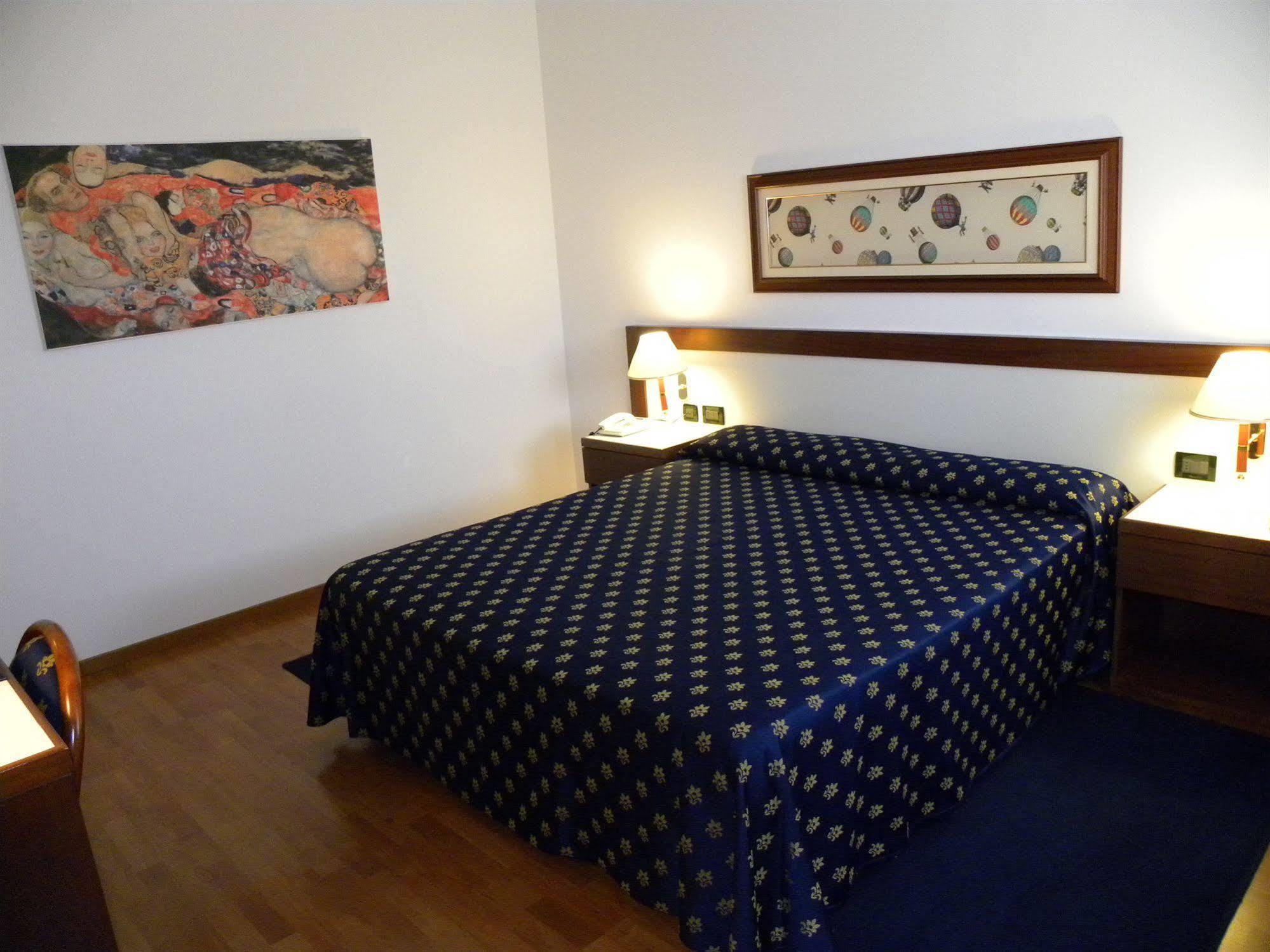 Hotel Arcotel